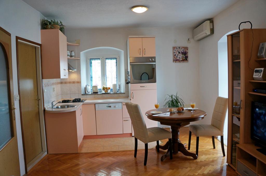 מאקרסקה Kamena Apartment & Studio מראה חיצוני תמונה