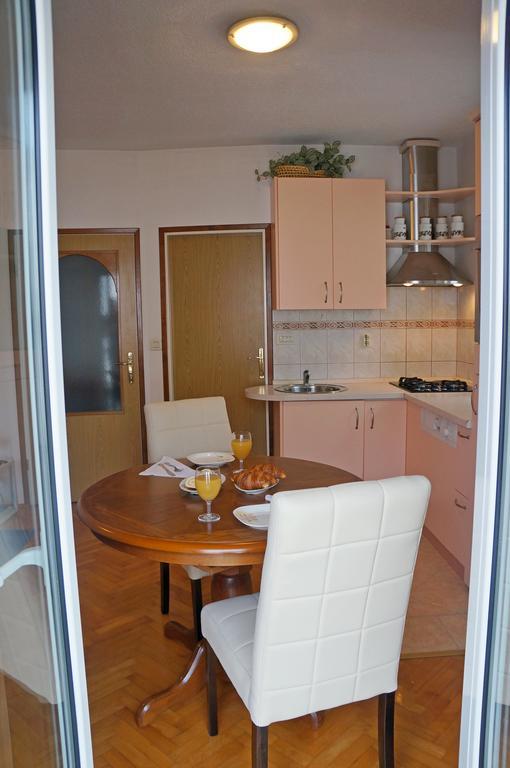 מאקרסקה Kamena Apartment & Studio מראה חיצוני תמונה