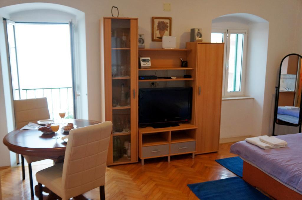 מאקרסקה Kamena Apartment & Studio מראה חיצוני תמונה