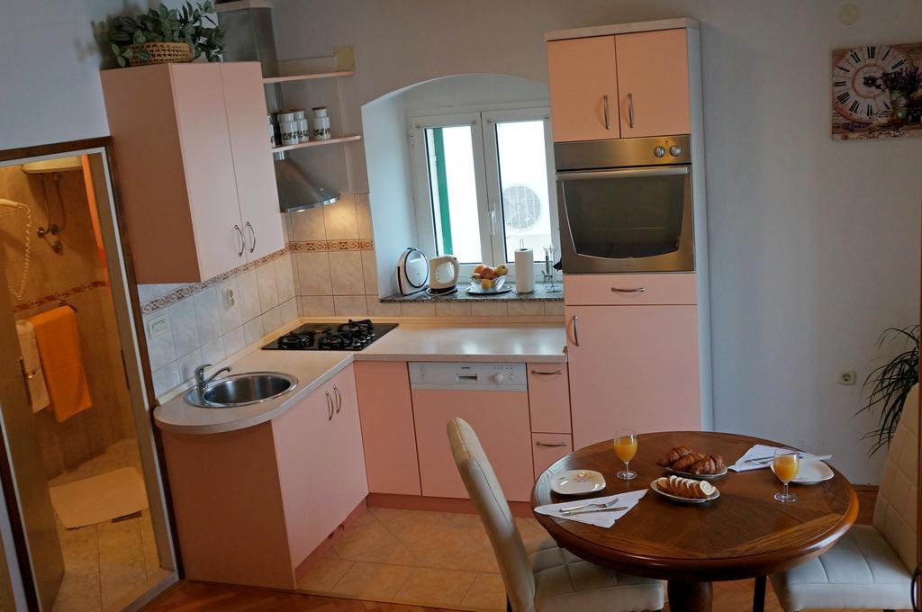 מאקרסקה Kamena Apartment & Studio מראה חיצוני תמונה