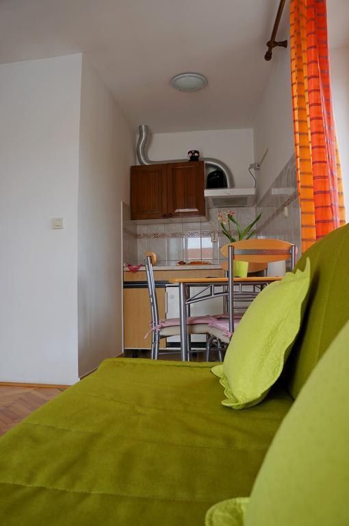 מאקרסקה Kamena Apartment & Studio מראה חיצוני תמונה