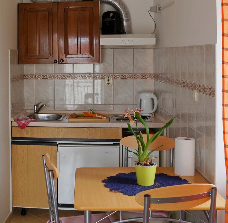 מאקרסקה Kamena Apartment & Studio מראה חיצוני תמונה