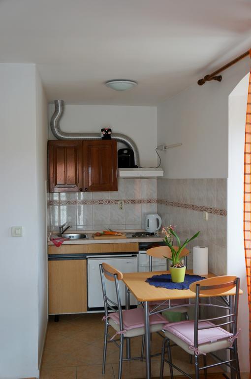 מאקרסקה Kamena Apartment & Studio מראה חיצוני תמונה